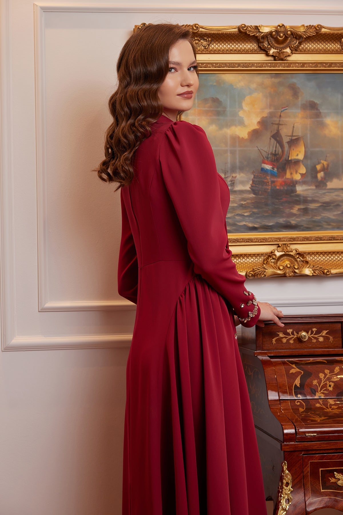 Talia Abiye Bordo