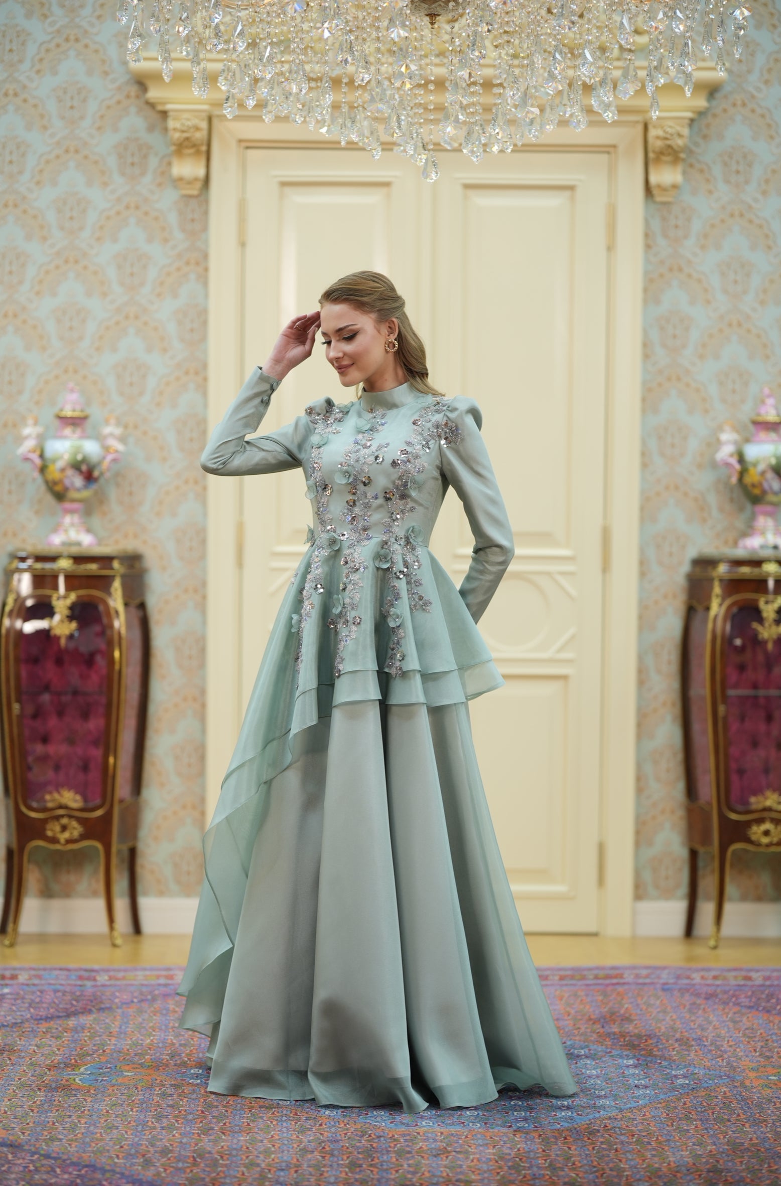 Zerena Abiye Mint