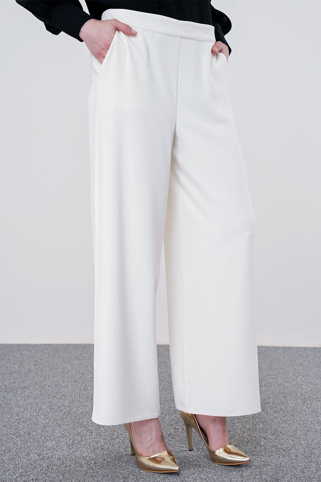 Zühre Bol Paça Kumaş Ekru Pantolon P-0013