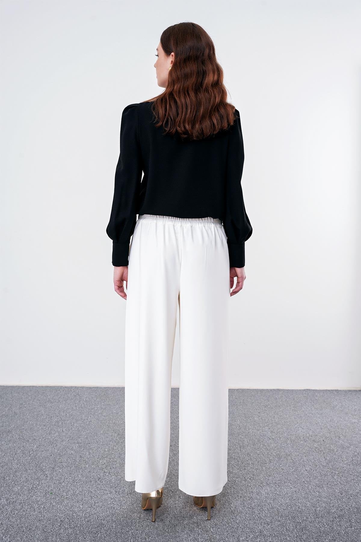 Zühre Bol Paça Kumaş Ekru Pantolon P-0013