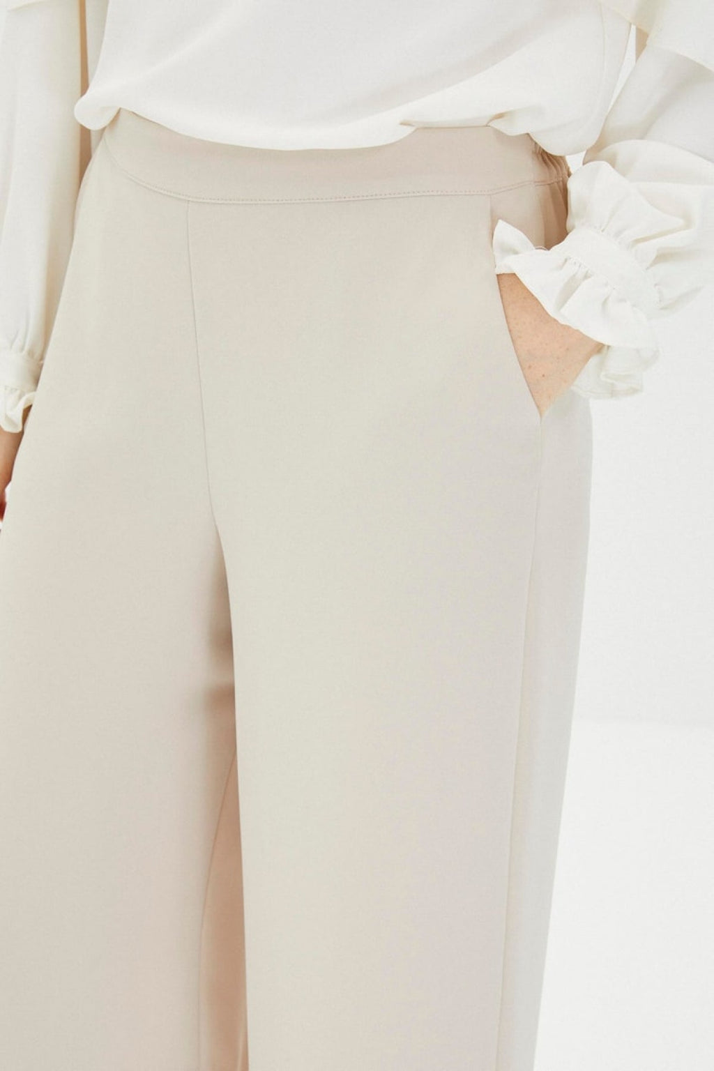 Zühre Bol Paça Kumaş Bej Pantolon P-0013
