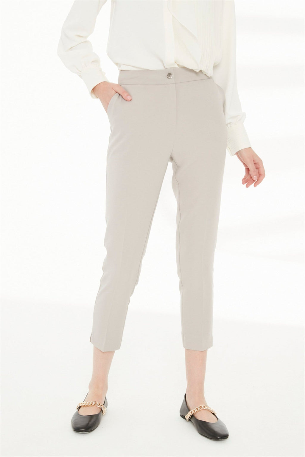 Zühre Dar Paça Kumaş Gri Pantolon P-0024