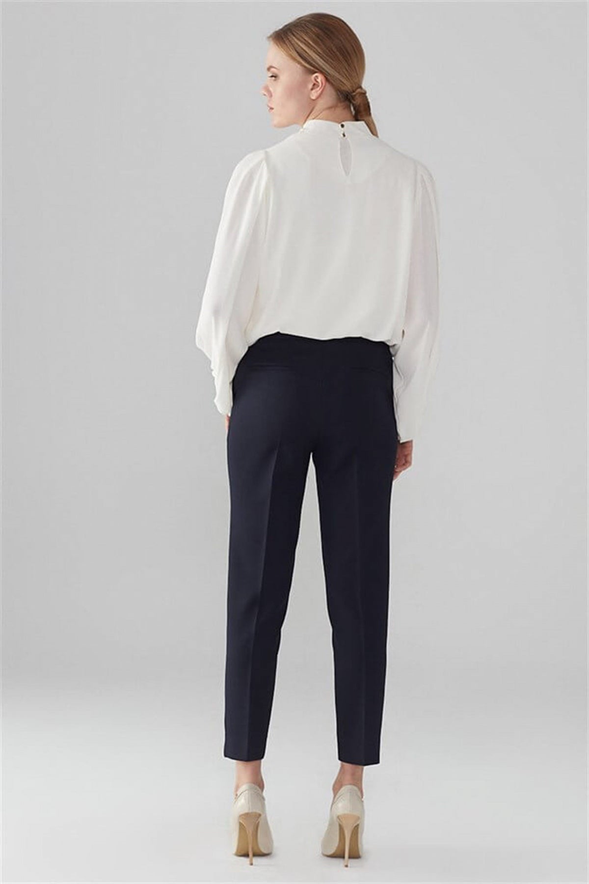 Zühre Dar Paça Kumaş Lacivert Pantolon P-0024