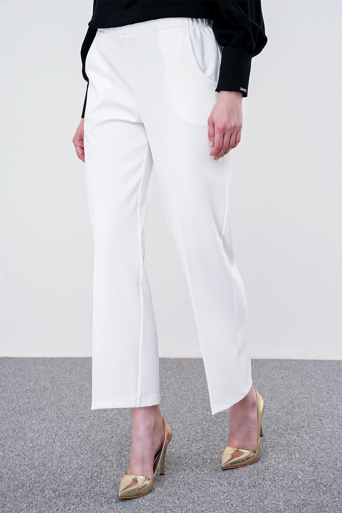 Zühre Bel Lastik Detaylı Bol Paça Kumaş Ekru Pantolon P-0102