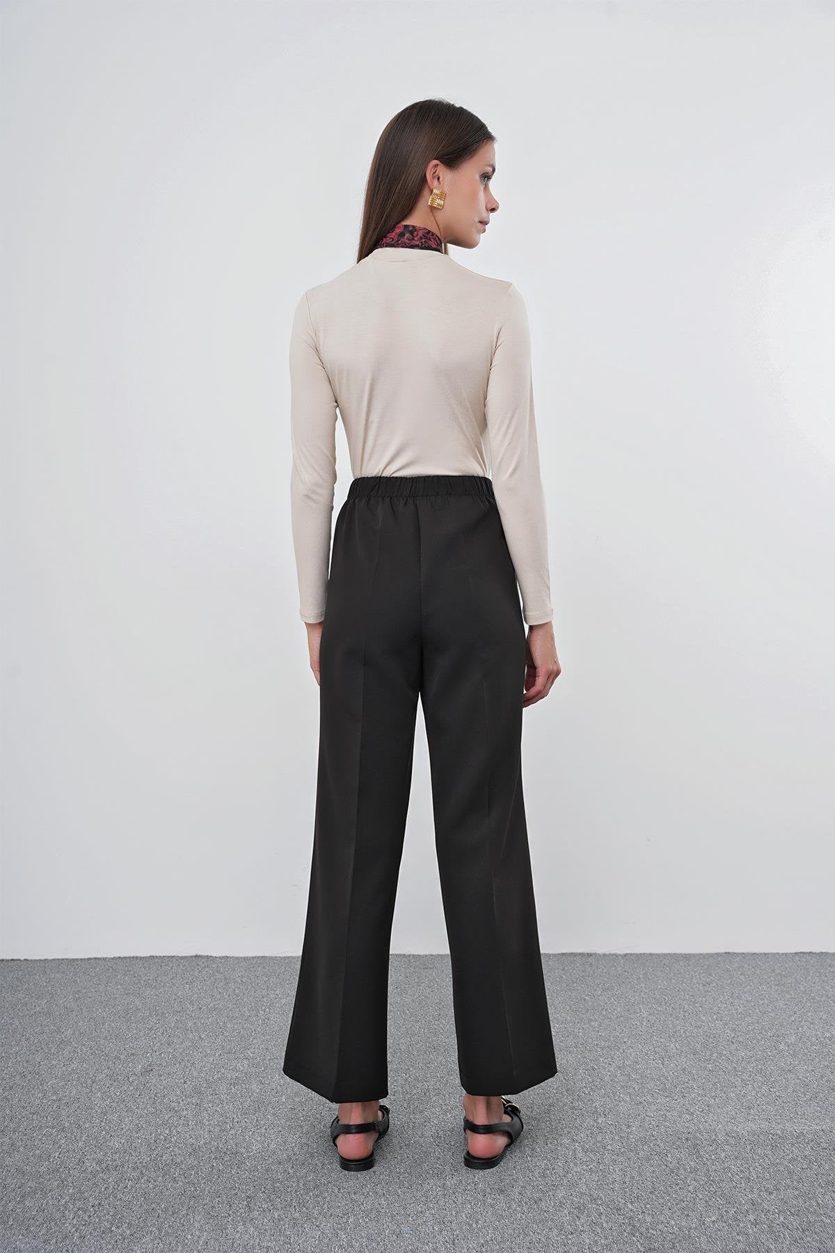 Zühre Bel Lastik Detaylı Bol Paça Kumaş Siyah Pantolon P-0102