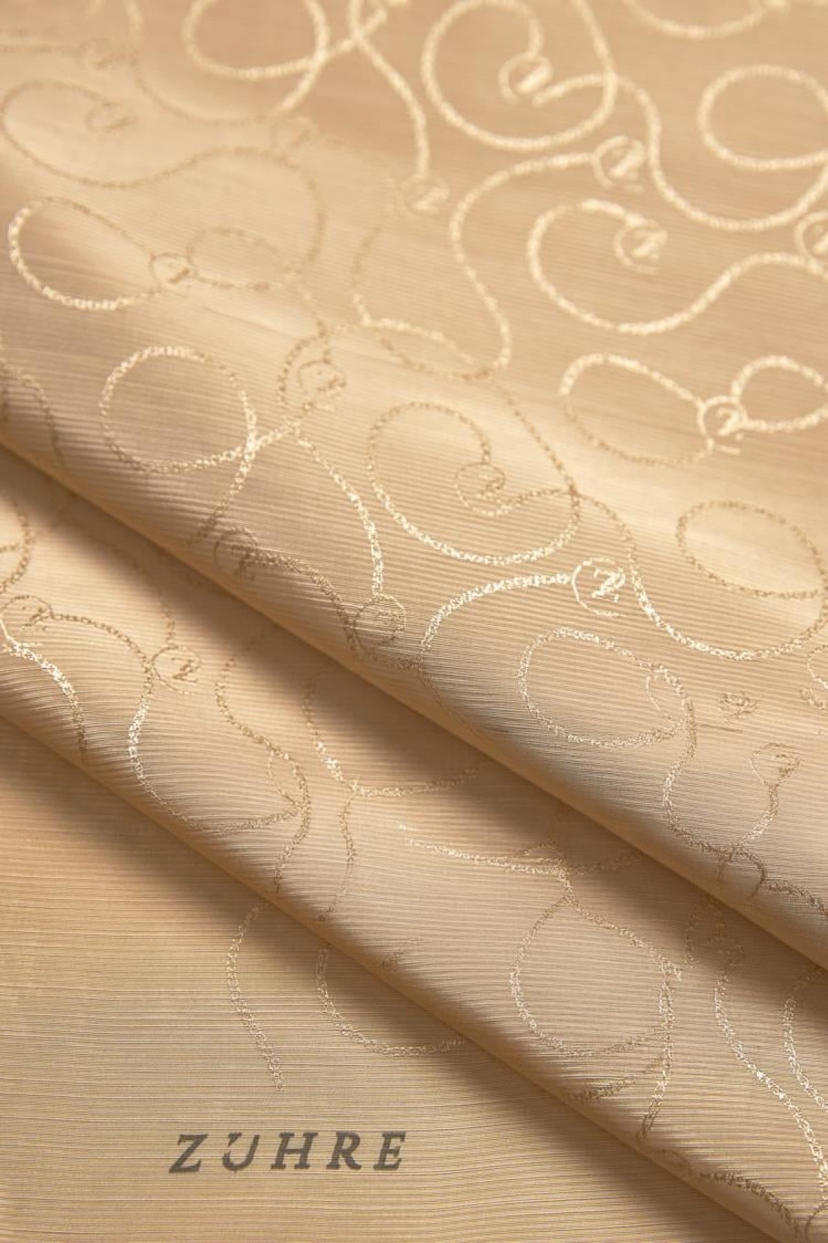 Zühre Flamlı  Zincir Z Monogram Bej Eşarp 0084