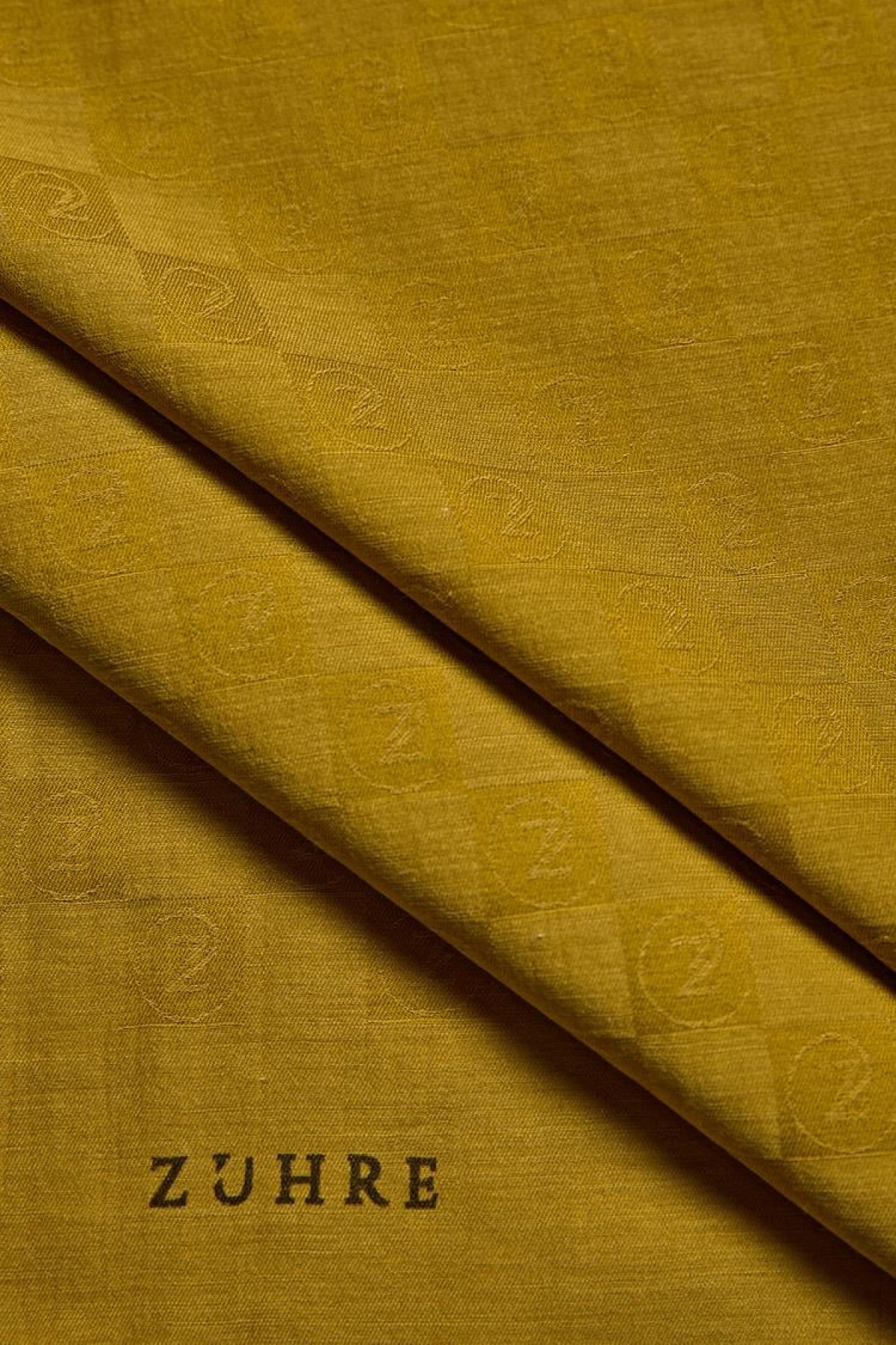 Monogram Desenli Seher Hardal Şal 0106