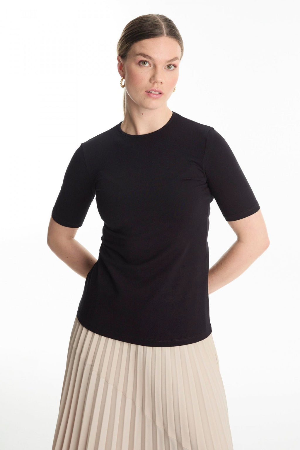 Bisiklet Yaka Basic T-shirt Siyah Tunik 0011