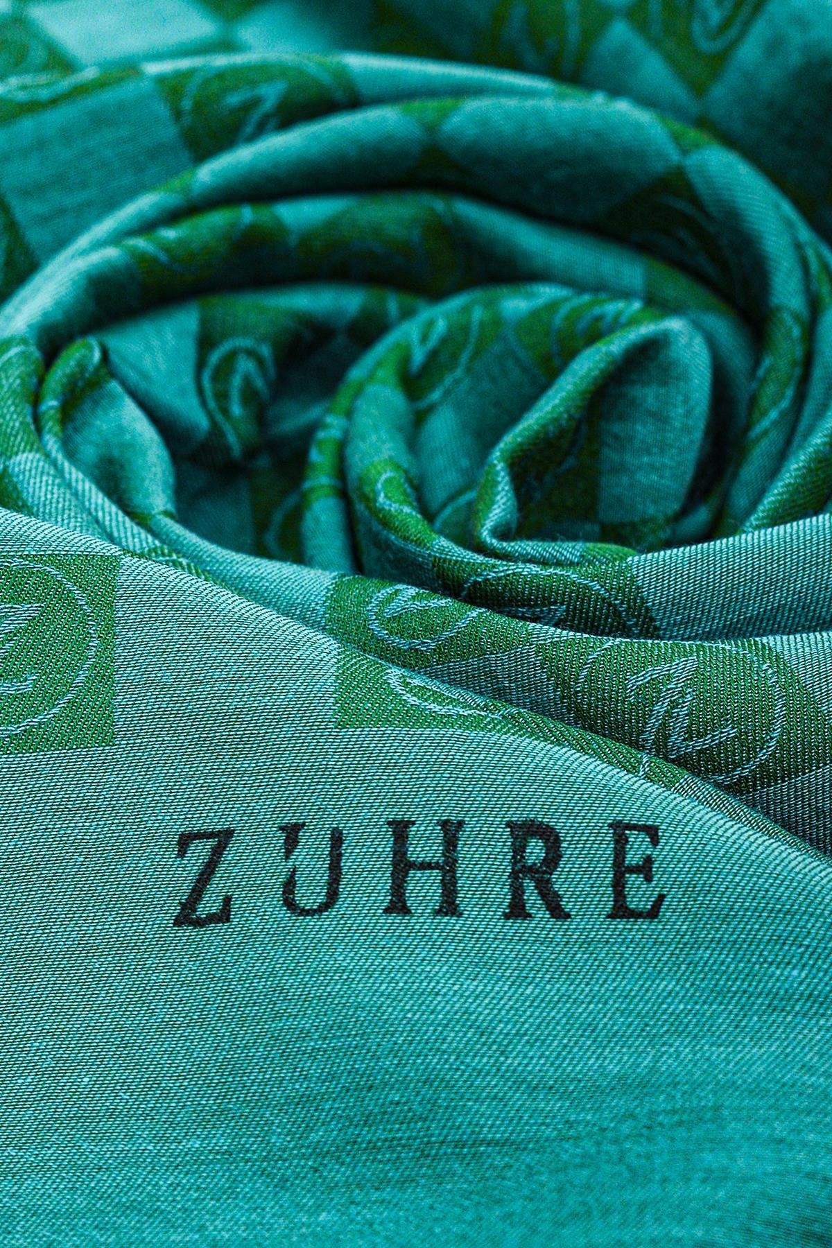 Monogram Desenli Seher Zümrüt Şal 0106