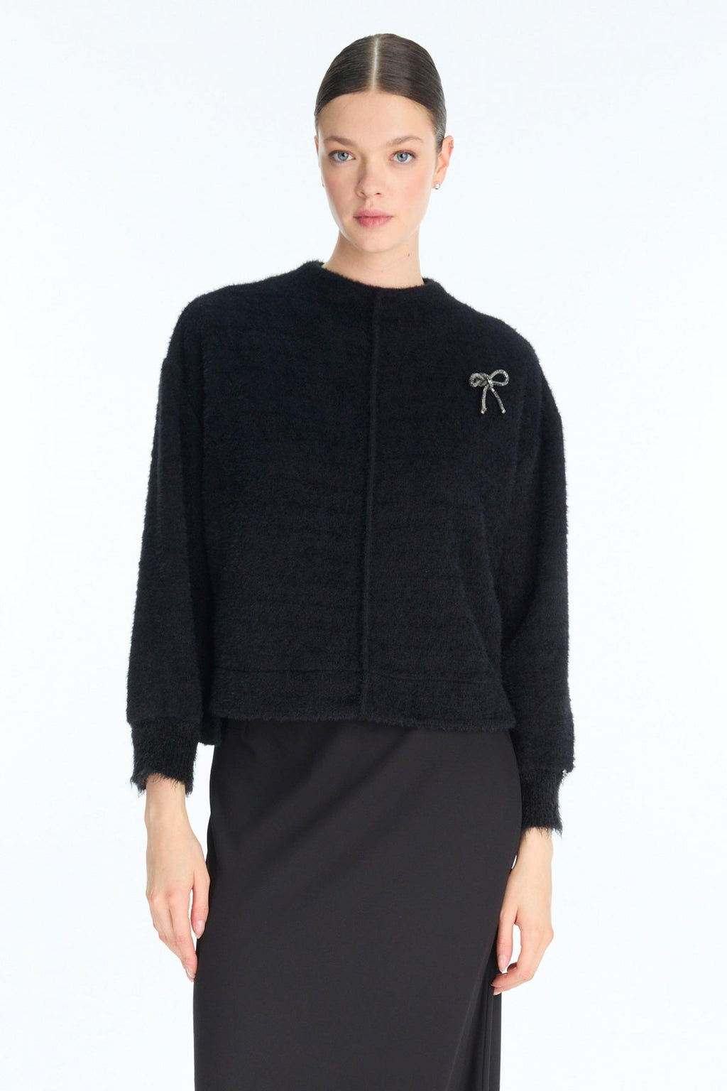 Fiyonk Broş Detaylı Triko Bluz Siyah Bluz/Gömlek 0138