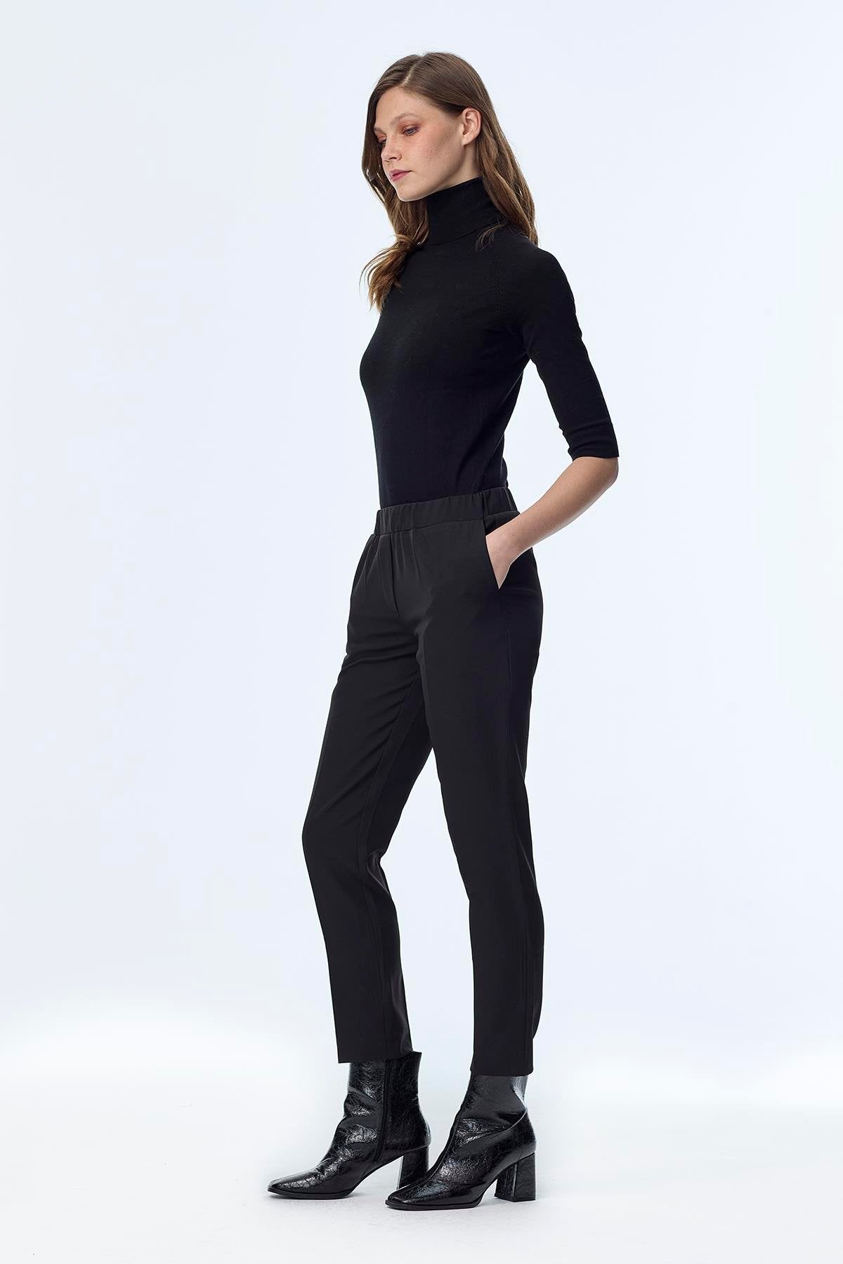 Dar Paça Beli Lastikli Kumaş Siyah Pantolon 0148