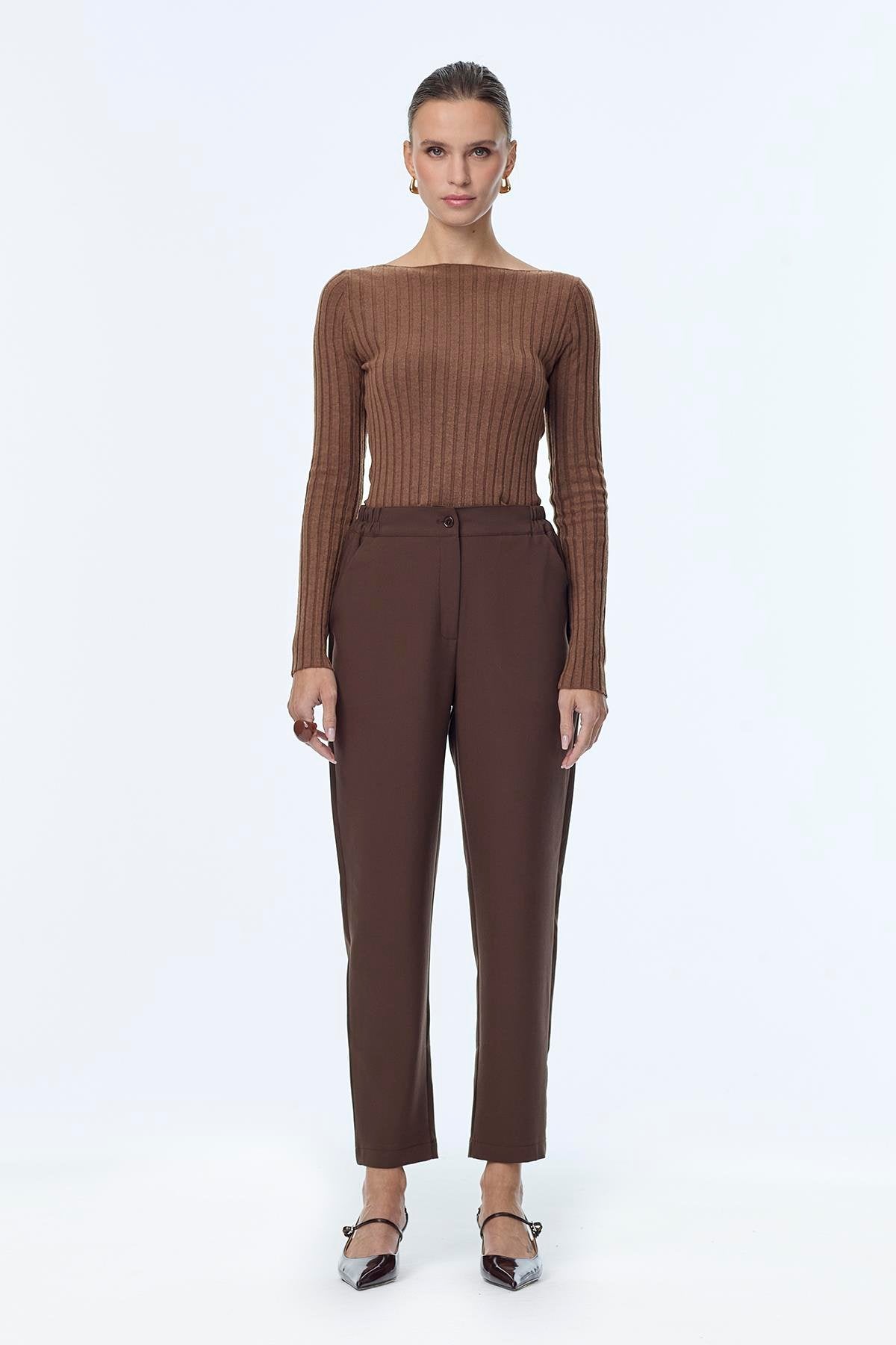 Beli Lastikli Kahve Pantolon 0259