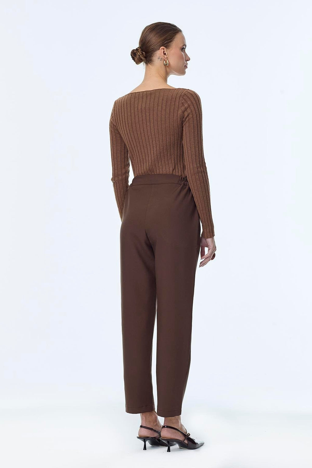 Beli Lastikli Kahve Pantolon 0259