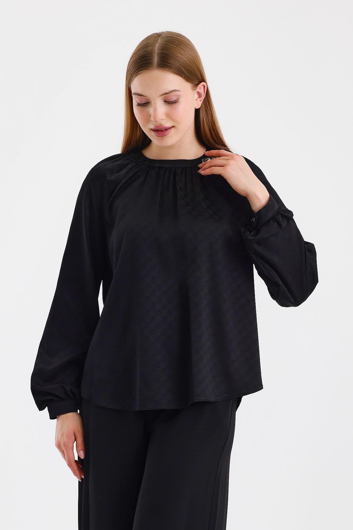 Jakarlı Aksesuar Detaylı Bluz Siyah Bluz/Gömlek 0118