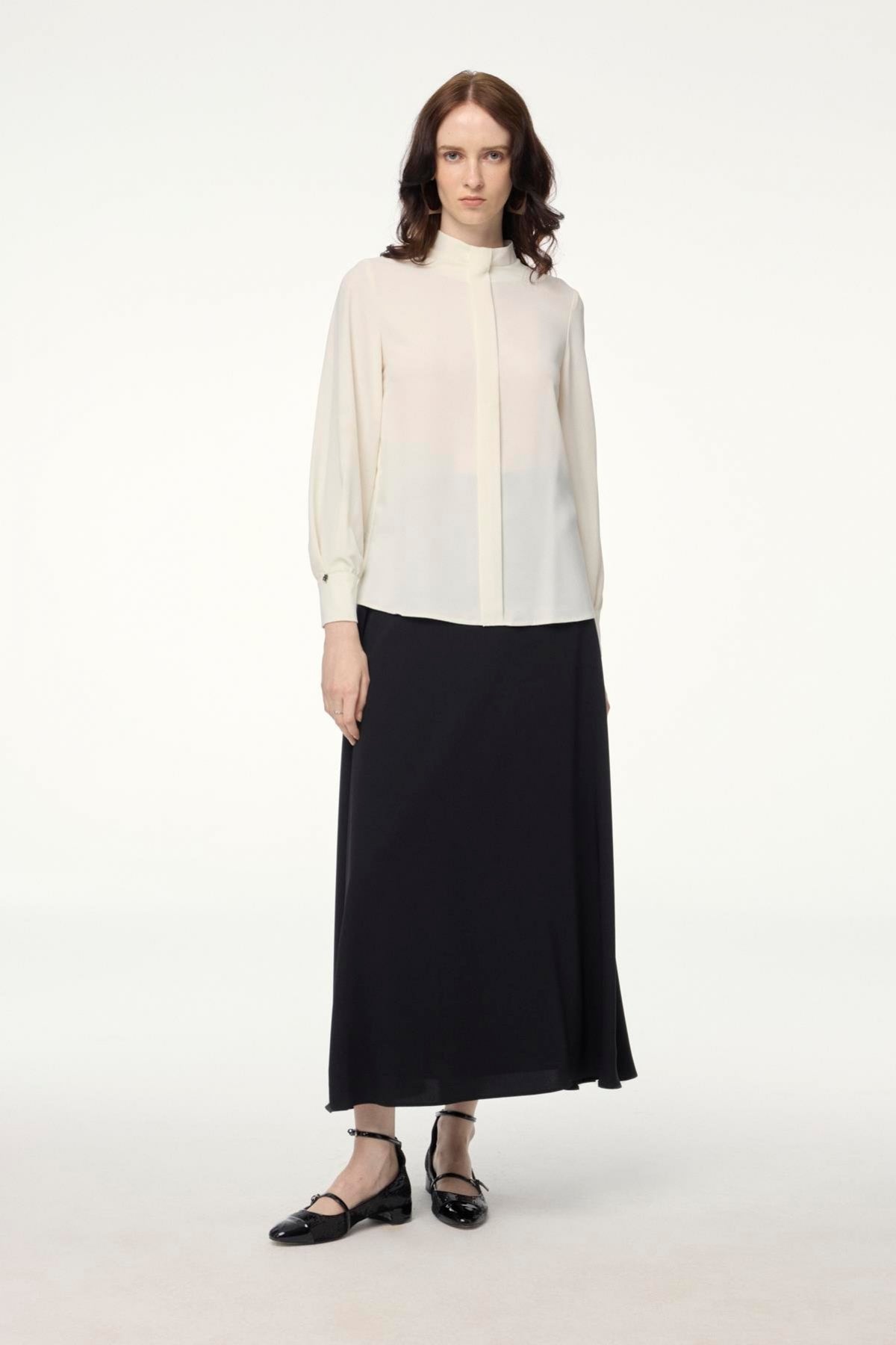 Dik Yaka Şerit Detaylı Bluz Ekru Bluz/Gömlek 0139