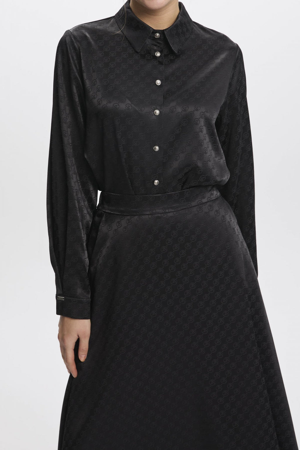 Monogram Desenli Siyah Etek 0174
