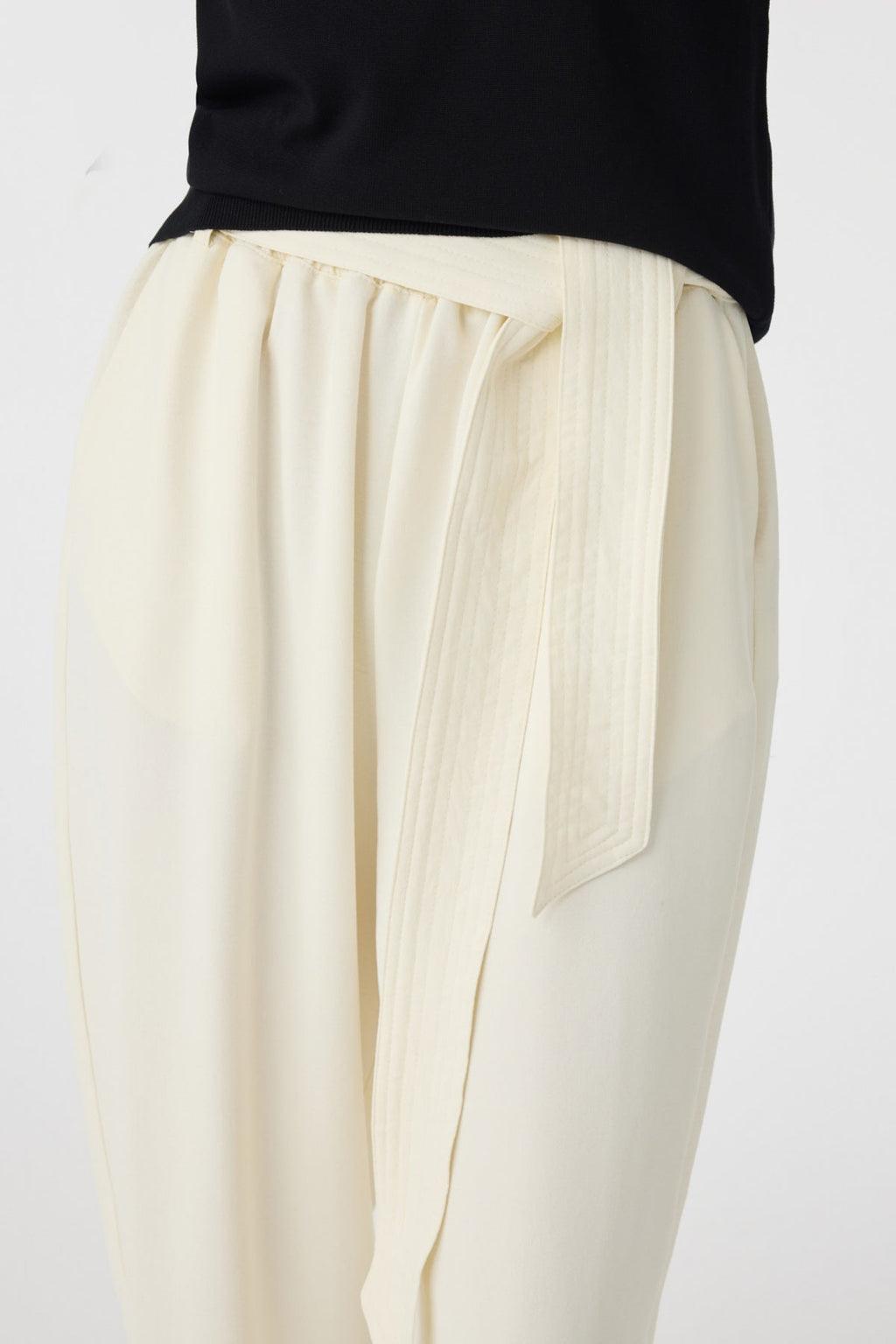 P-0268 SOLENİ PANTOLON 38-42 Ekru Pantolon 0268