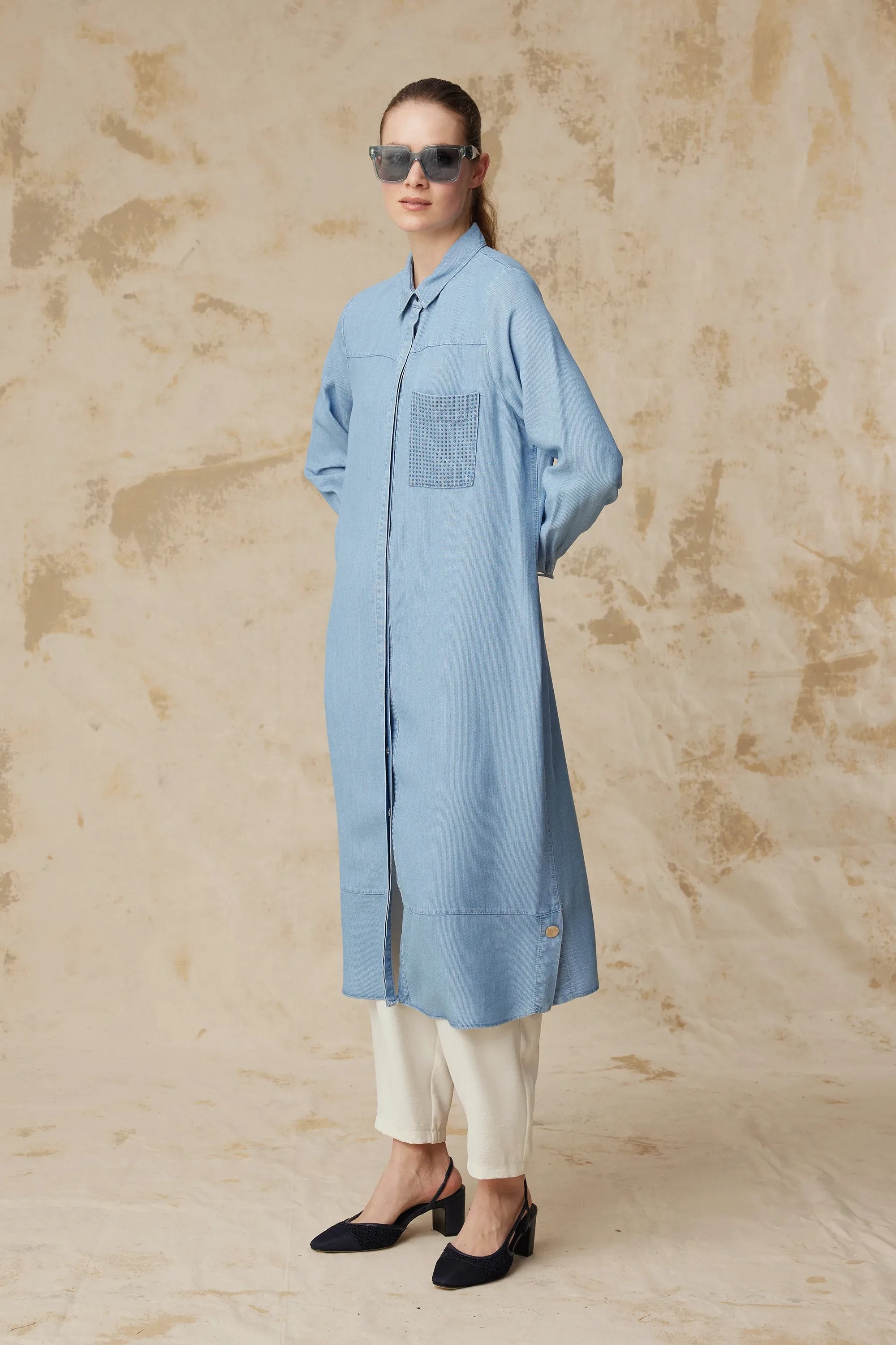 Minimal Cepli Uzun Kesim Klasik Yaka Mavi Tunik 1626