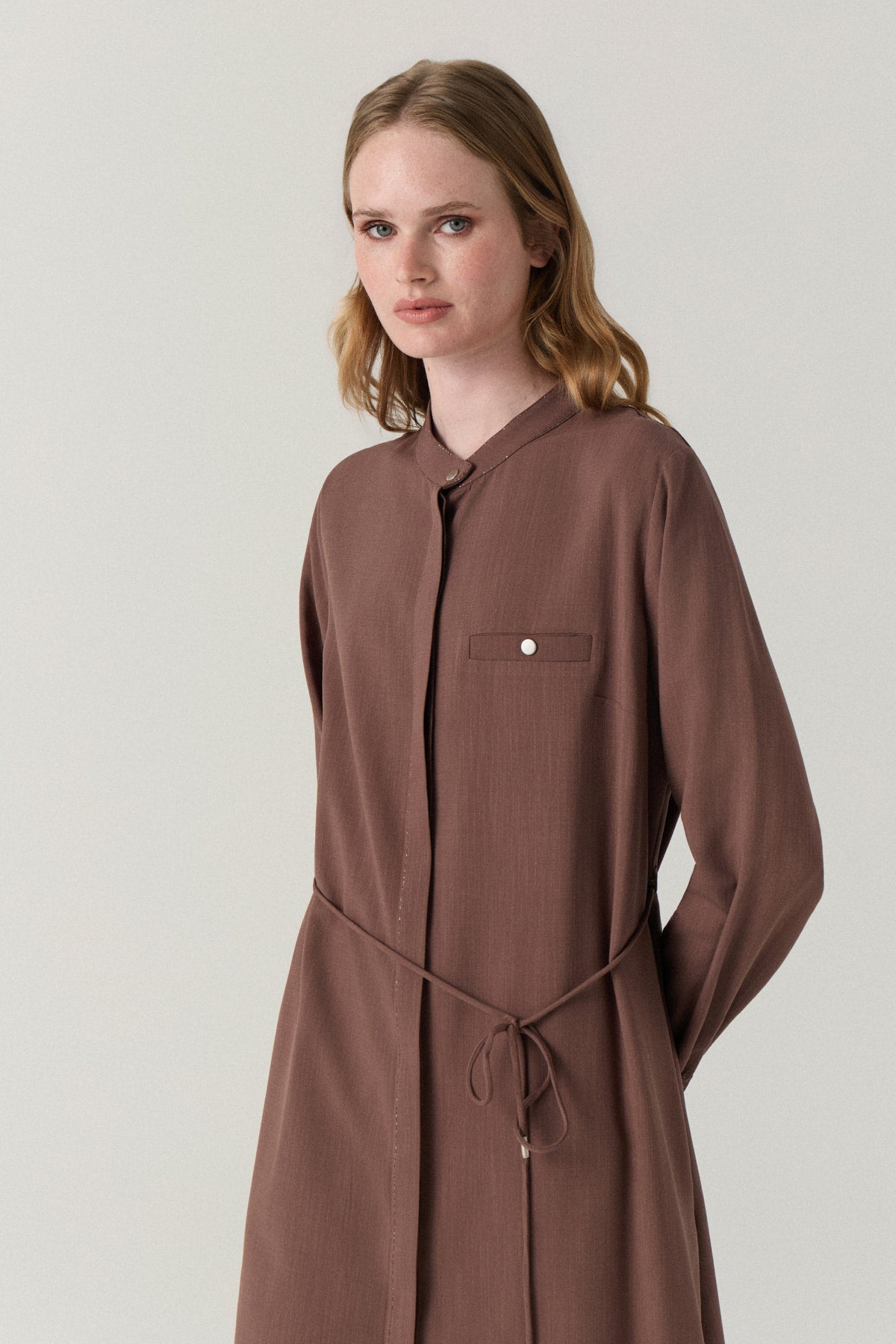 Hakim Yaka Minimal Detaylı Kahve Tunik 1664