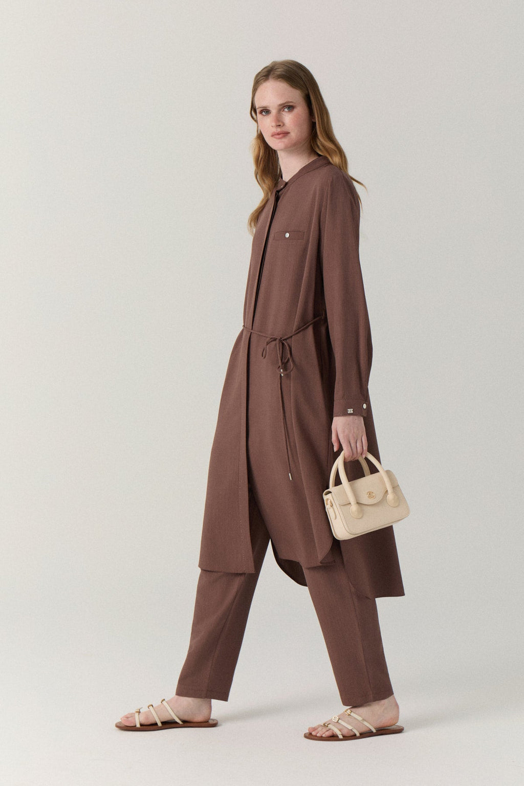 Hakim Yaka Minimal Detaylı Kahve Tunik 1664