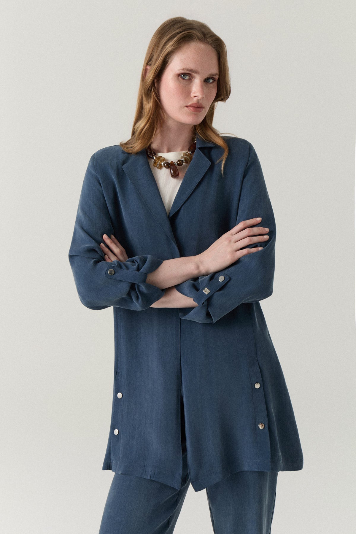 Kruvaze Yaka Akışkan Dokulu Minimal Indigo Takım 1909