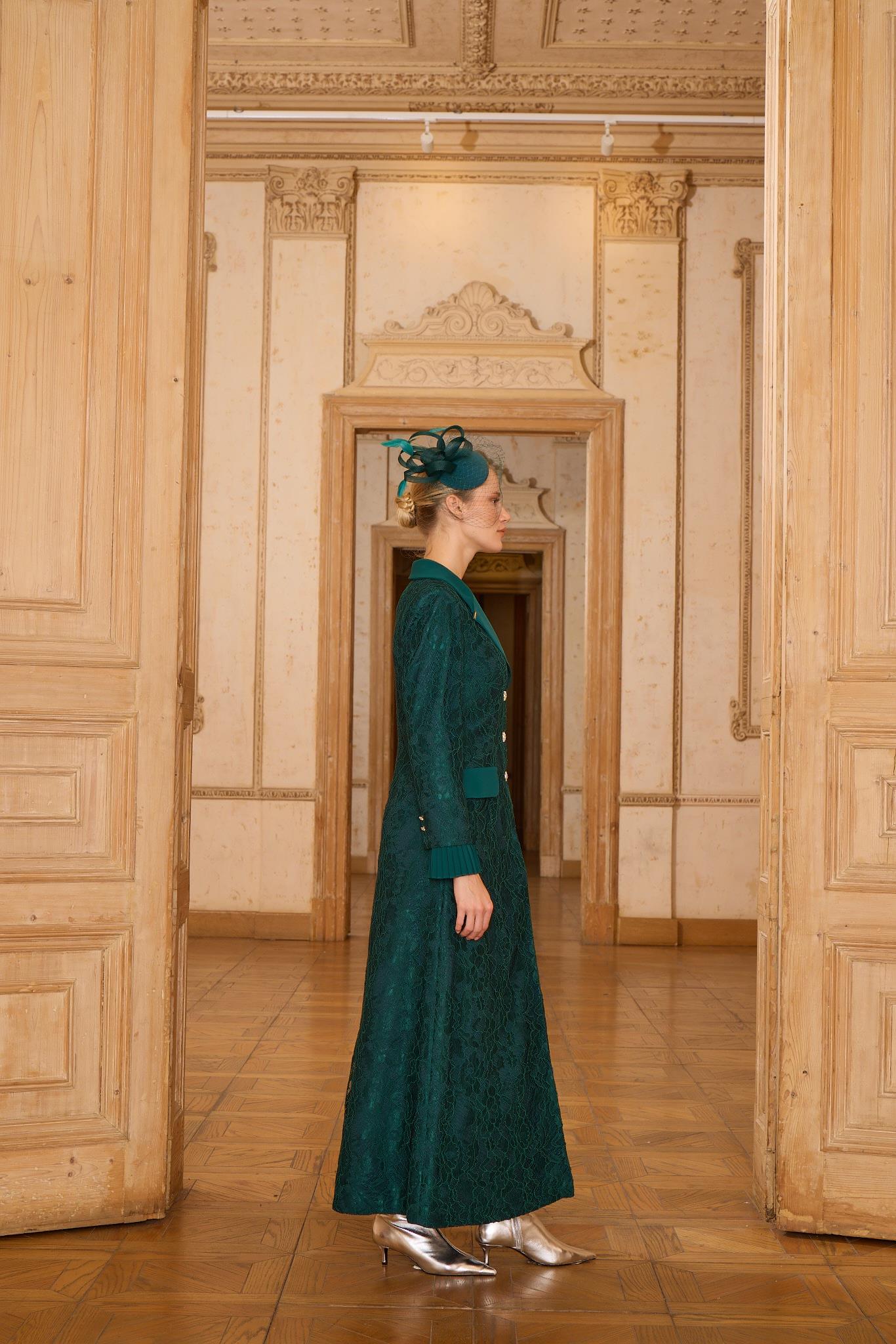 Elina Elbise Zümrüt