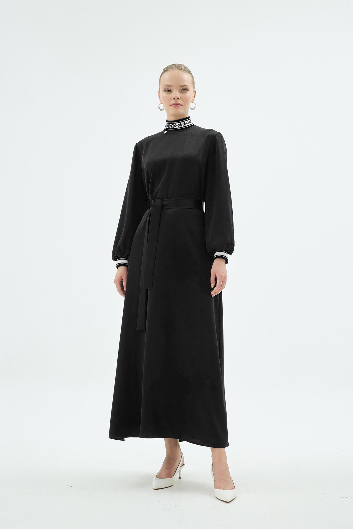 30040 Pietra Elbise Siyah